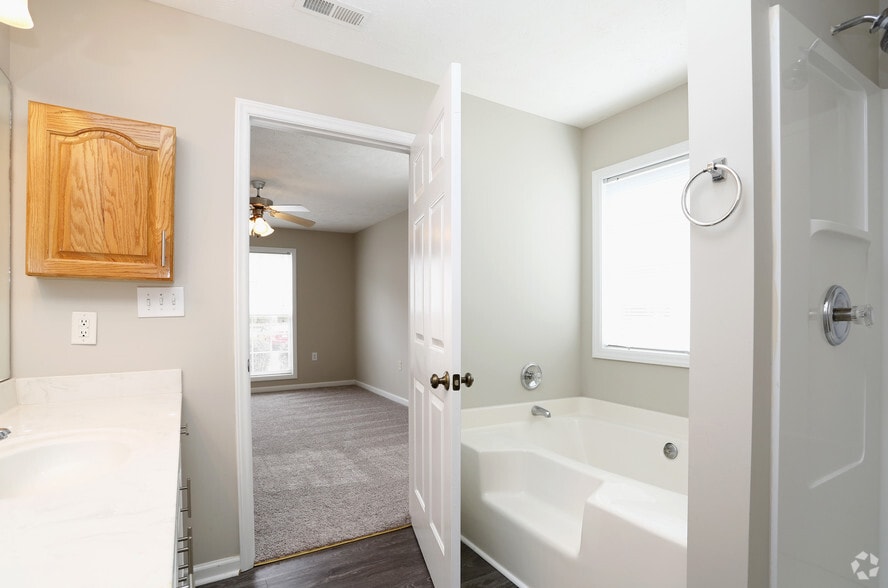 More Photos Of 3605 Sapphire Rd, Fayetteville Apartments For Sale