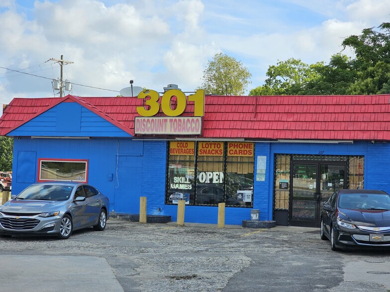 Primary Photo Of 227 S Eastern Blvd, Fayetteville Freestanding For Sale