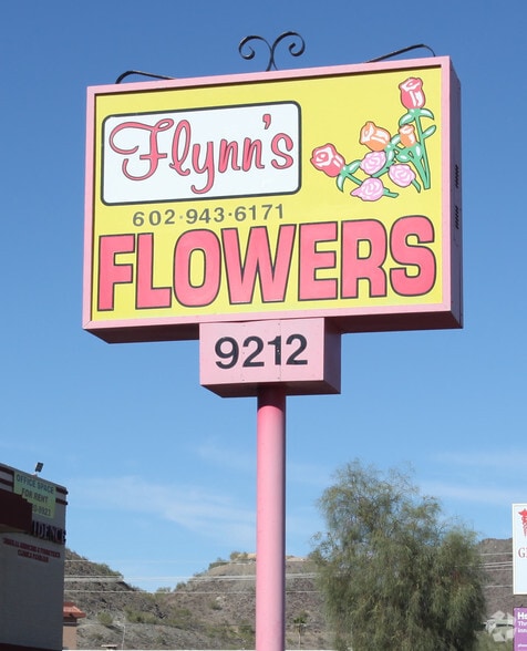 More Photos Of 9212 N Central Ave, Phoenix General Retail For Lease