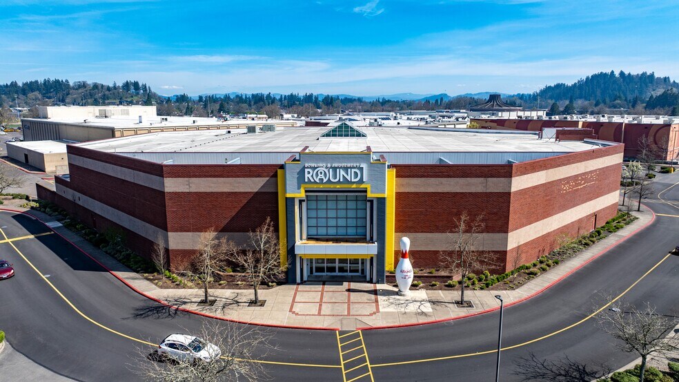 More Photos Of 293 Valley River Ctr, Eugene Unknown For Lease