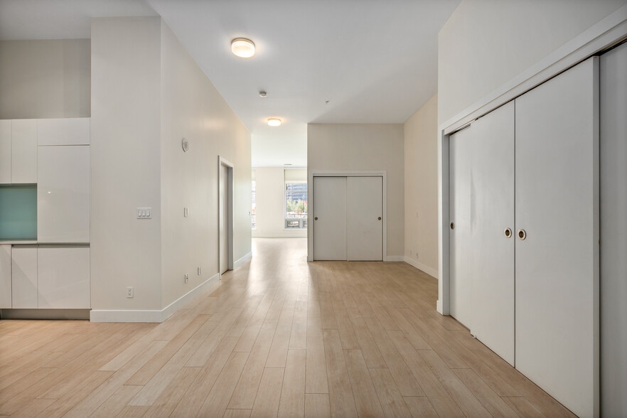 More Photos Of 1130 3 St SE, Calgary Flex For Sale