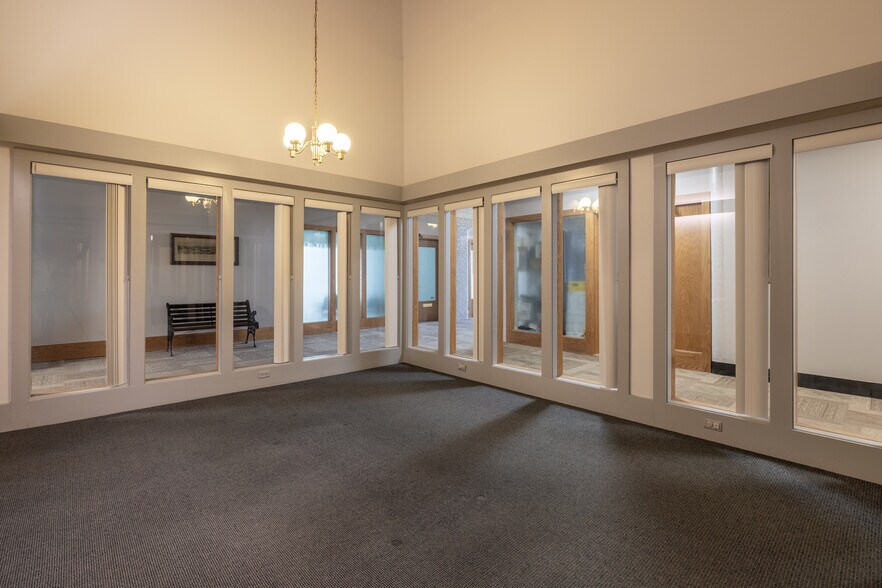 More Photos Of 10 Cordage Park, Plymouth Unknown For Lease