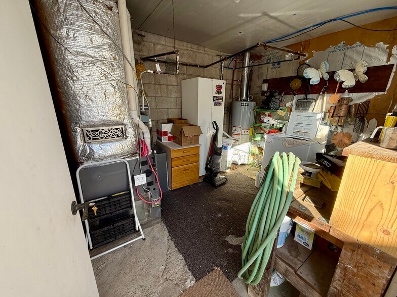 More Photos Of 127 Main St, Chester Office For Sale