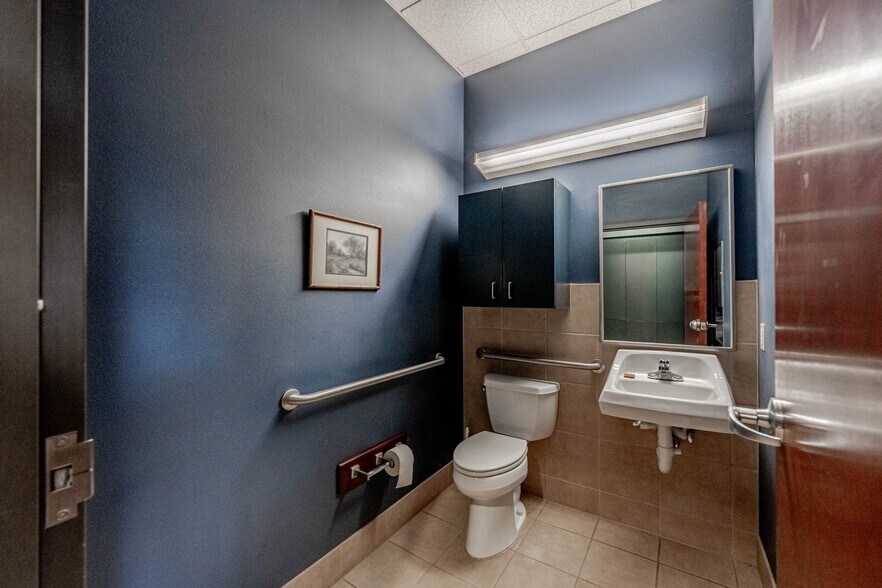 More Photos Of 6408 Highway 28 E, Pineville Office For Sale