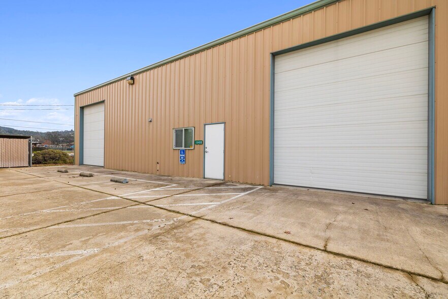 More Photos Of 18490 Striker Ct, Sonora Warehouse For Sale