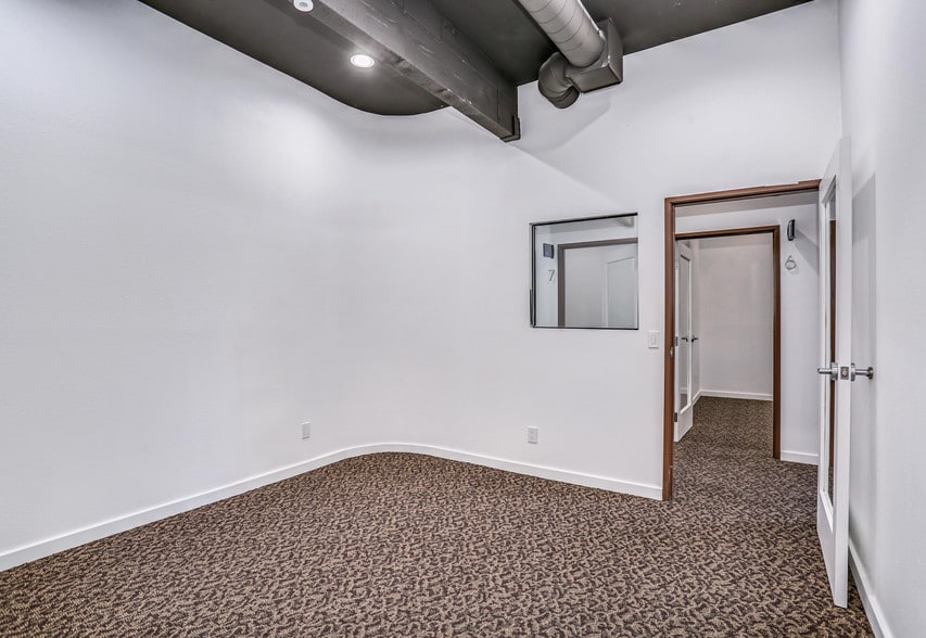 More Photos Of 750 E Tahquitz Canyon Way, Palm Springs Office For Lease