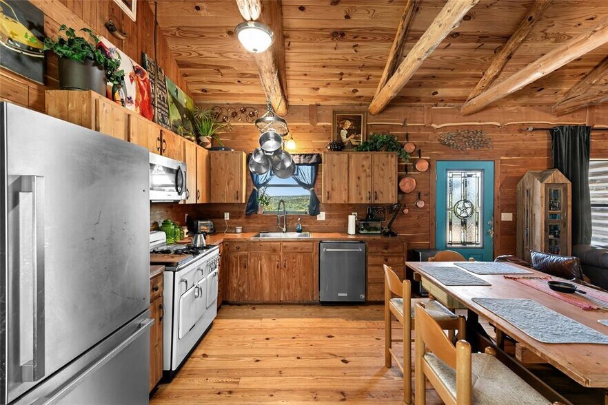 More Photos Of 496 Middleton Rd, Spicewood Land For Sale