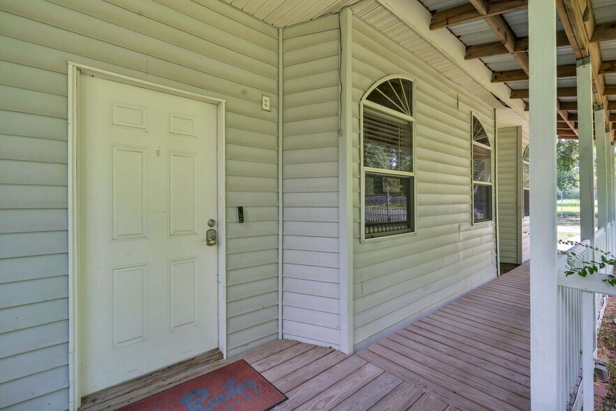 More Photos Of 22830 Fritz Ln, Spring Office Residential For Lease