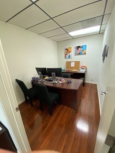 More Photos Of 25124 Narbonne Ave, Lomita Office For Lease