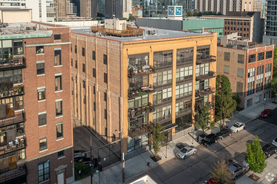 More Photos Of 19-27 N Green St, Chicago Coworking Space
