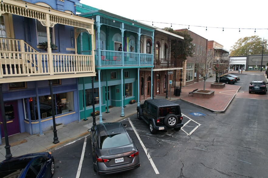 Primary Photo Of 915 Commercial St, Conyers Storefront For Lease