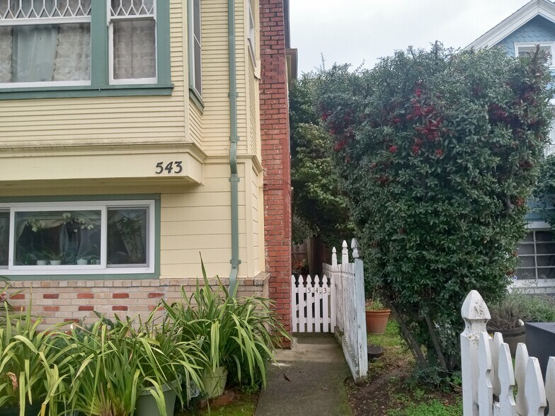 More Photos Of 535 Kentucky St, Vallejo Apartments For Sale