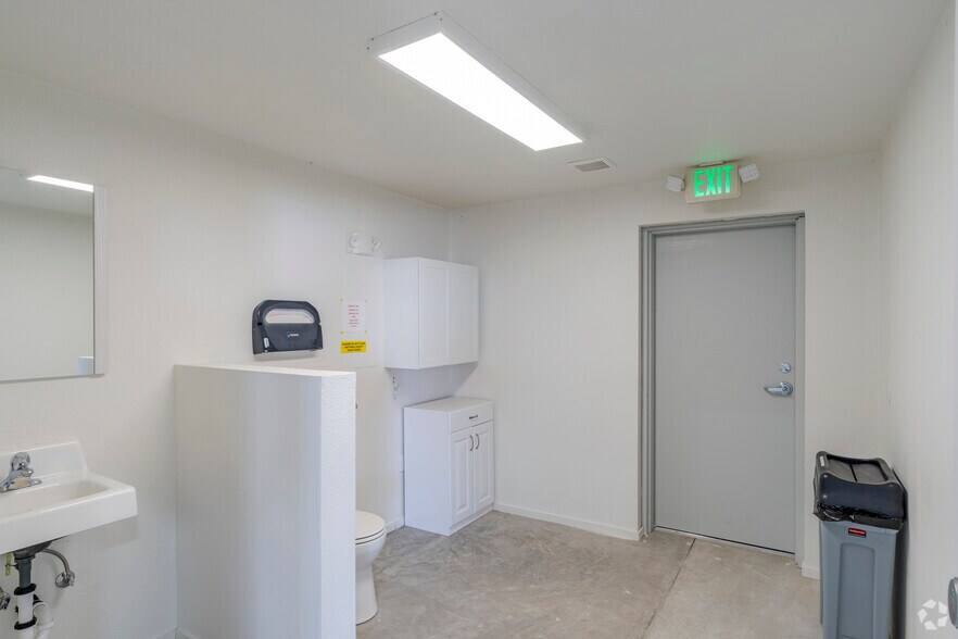 More Photos Of 1053 Lovelock Ave, Lovelock Industrial For Sale