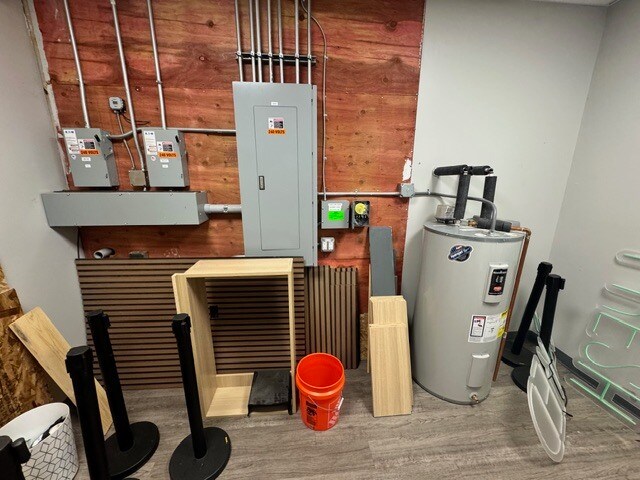 More Photos Of 111 W Genesee St, Lapeer Freestanding For Sale