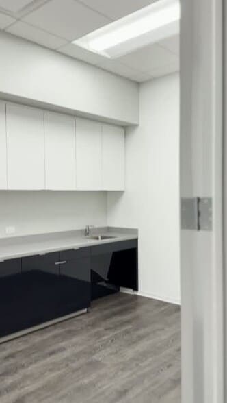 More Photos Of 2015 S Shepherd Dr, Houston Unknown For Lease