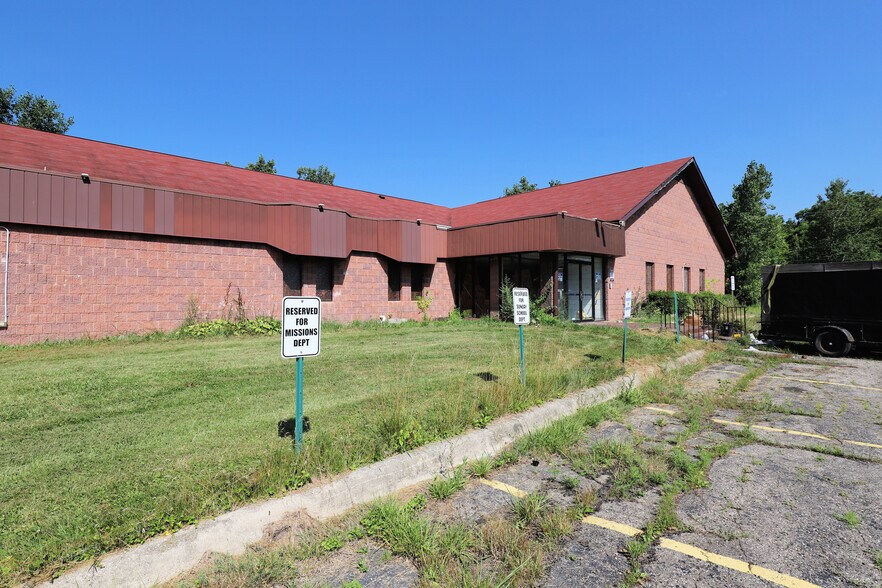 More Photos Of 5165 M L King Ave, Flint Religious Facility For Sale