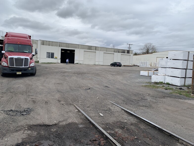 Primary Photo Of 1 Glass St, Bridgeton Warehouse For Lease