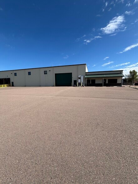 More Photos Of 3370 Drennan Industrial Loop S, Colorado Springs Flex For Lease