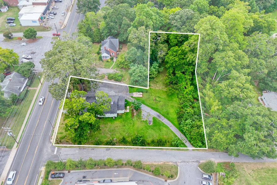 More Photos Of 402 W Main St, Williamston Medical For Sale