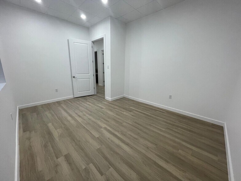 More Photos Of 26621 Cook Field Rd, Katy Office For Lease