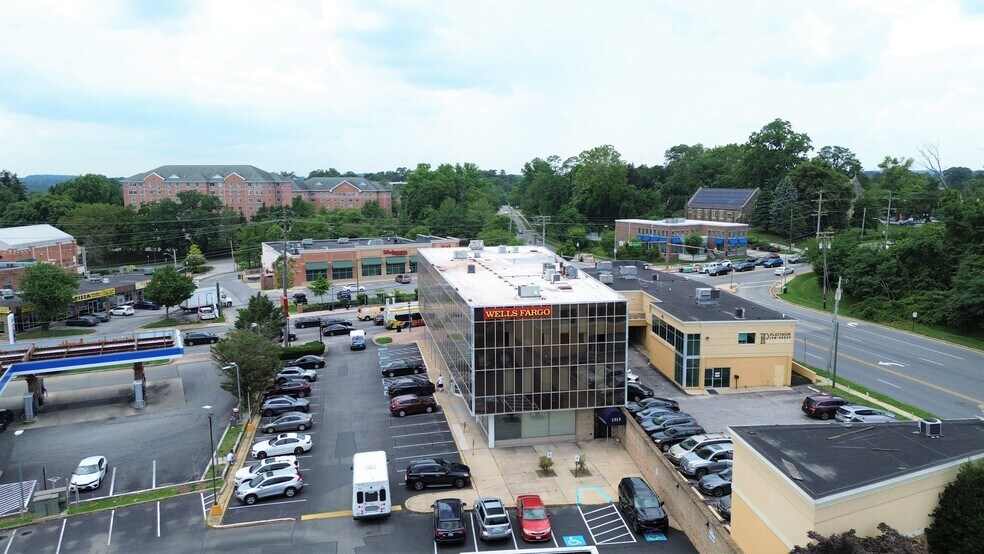More Photos Of 1515 Reisterstown Rd, Pikesville Office For Lease