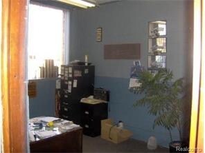 More Photos Of 517 Southfield Rd, Lincoln Park Auto Repair For Sale