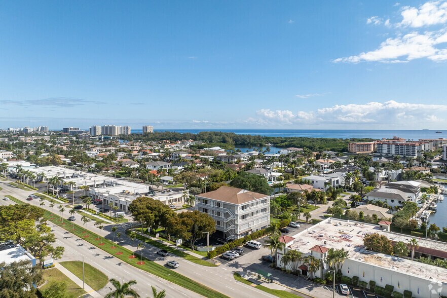 More Photos Of 2790 N Federal Hwy, Boca Raton Office For Lease