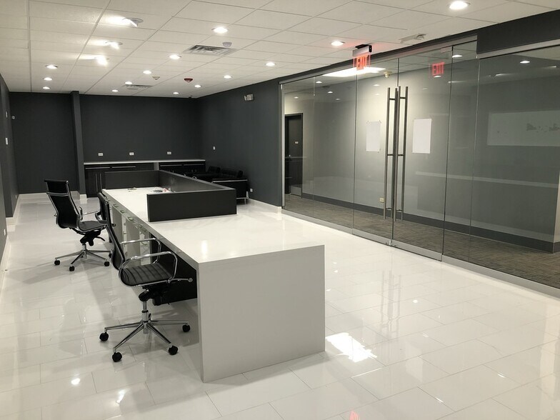 More Photos Of 55 W 22nd St, Lombard Coworking Space