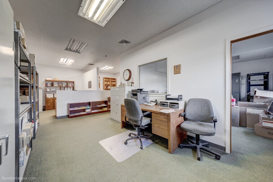 More Photos Of 106 Hutchinson Rd, Spokane Valley Industrial For Sale