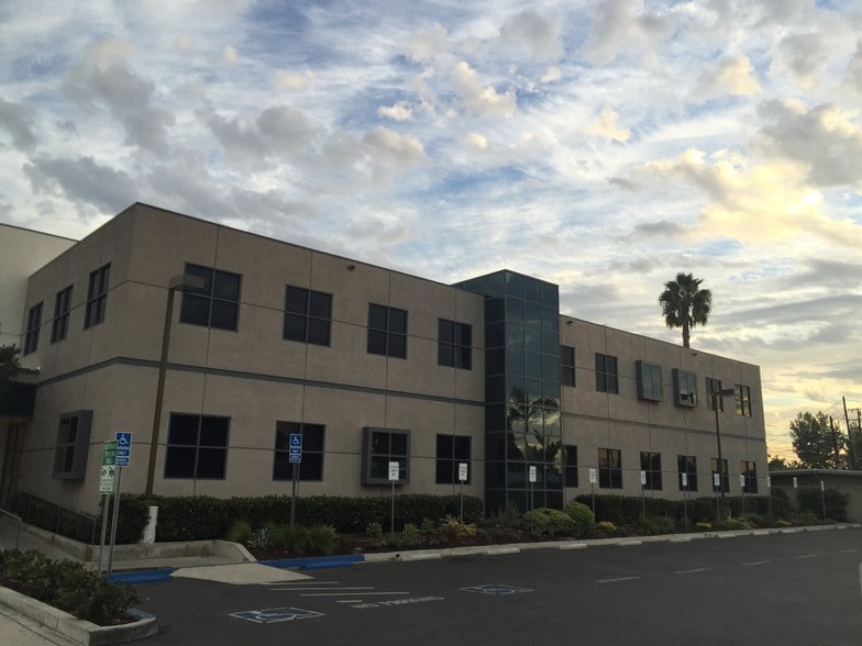 Primary Photo Of 9604 Artesia Blvd, Bellflower Medical For Lease
