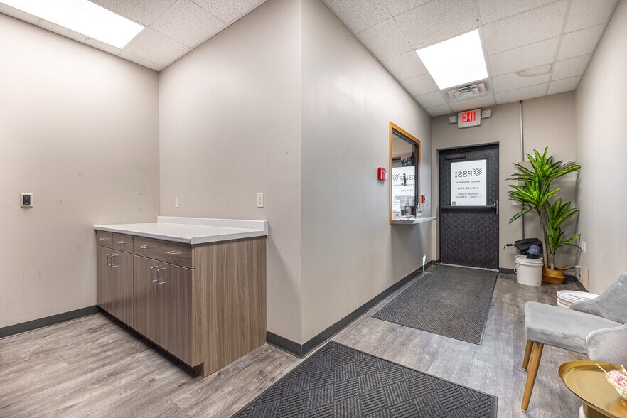 More Photos Of 3681 Prism Ln, Kieler Office For Sale