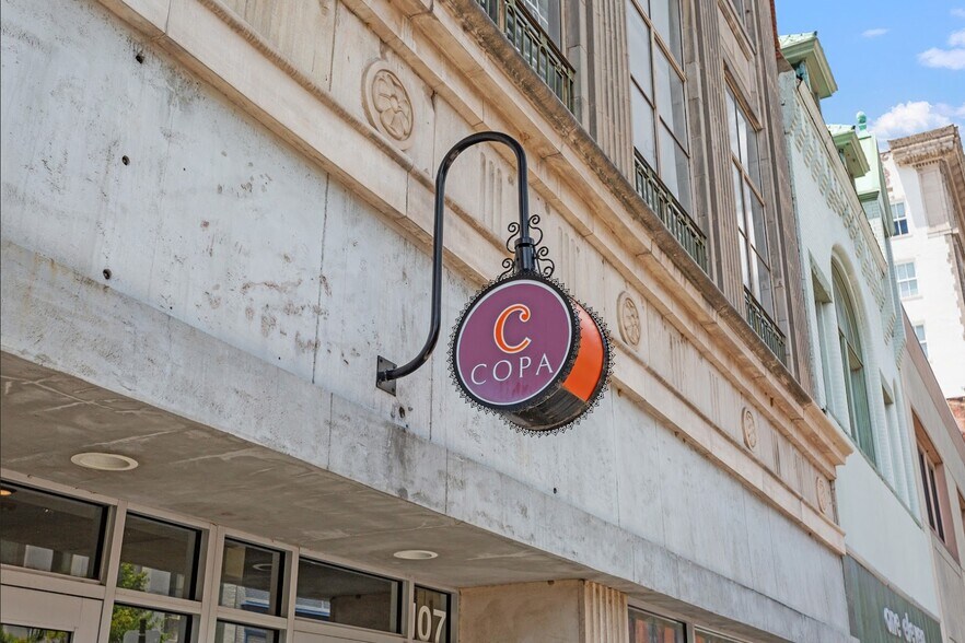 More Photos Of 107-109 W Main St, Durham Apartments For Lease