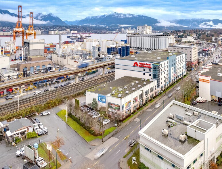 More Photos Of 1615-1641 Powell St, Vancouver Light Manufacturing For Lease
