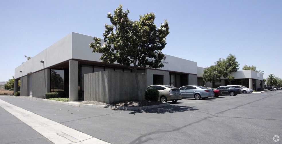 More Photos Of 1701-1755 Orange Tree Ln, Redlands Office For Lease