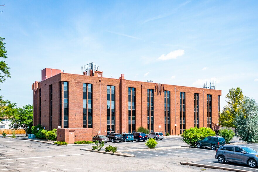 More Photos Of 15200 E Girard Ave, Aurora Medical For Sale