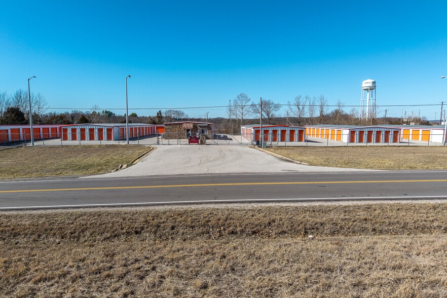 More Photos Of 14305 Saint Robert Outer Rd, Saint Robert Self Storage For Sale