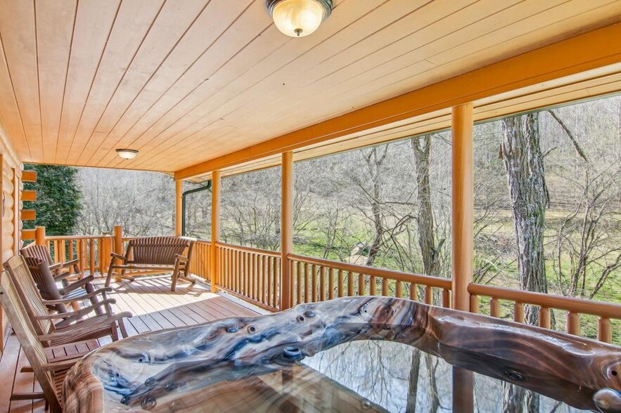 More Photos Of 33 Shepherds Creek rd, Bryson City Specialty For Sale