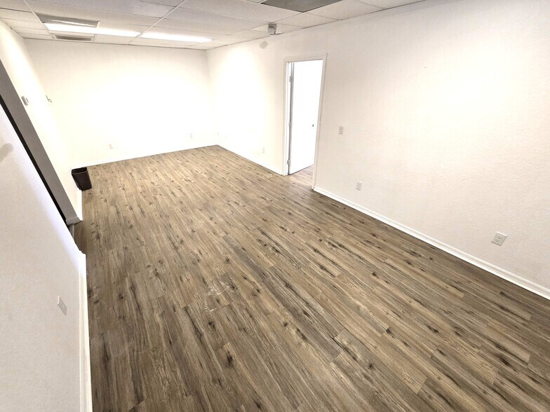 More Photos Of 7430-7448 S Us-1 Hwy, Port Saint Lucie Office For Lease