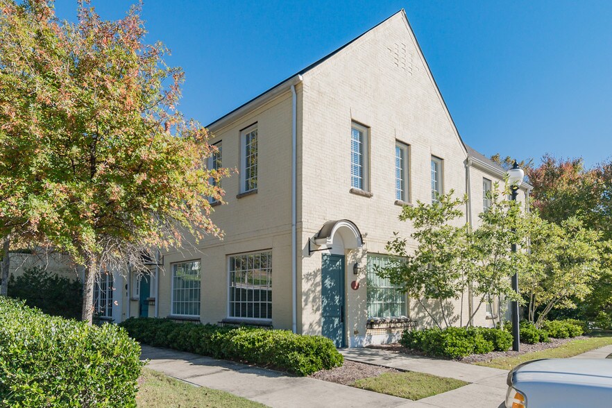 More Photos Of 1121 Edenton St, Birmingham Office For Lease