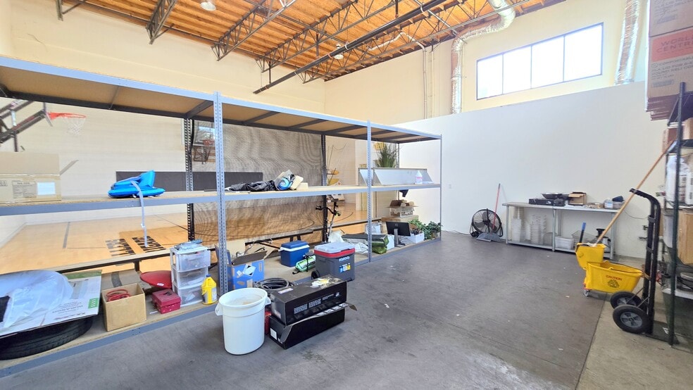 More Photos Of 1773 W San Bernardino Rd, West Covina Unknown For Lease