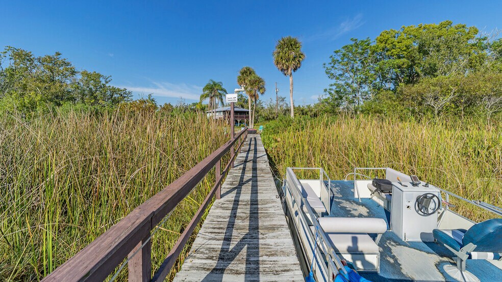 More Photos Of 6001 Bird Island Dr, Lady Lake Lodge Meeting Hall For Sale