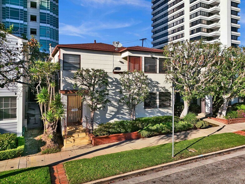 More Photos Of , Los Angeles Multifamily For Sale
