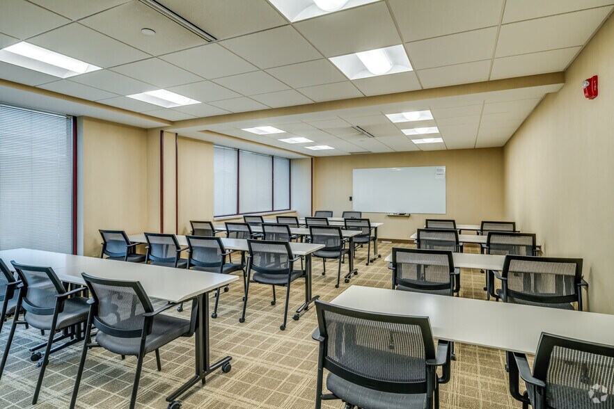 More Photos Of 1200 N Mayfair Rd, Wauwatosa Office For Lease