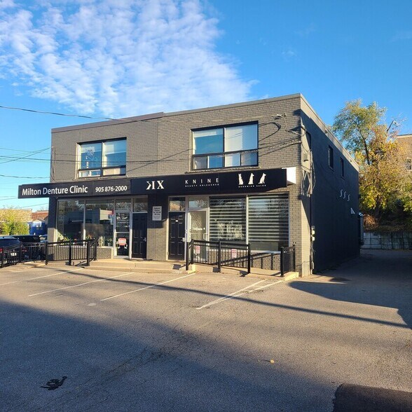 More Photos Of 158 Mill St, Milton Storefront Retail Office For Sale
