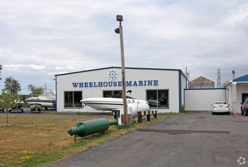 More Photos Of 3049 Grand Island Blvd, Grand Island Freestanding For Sale