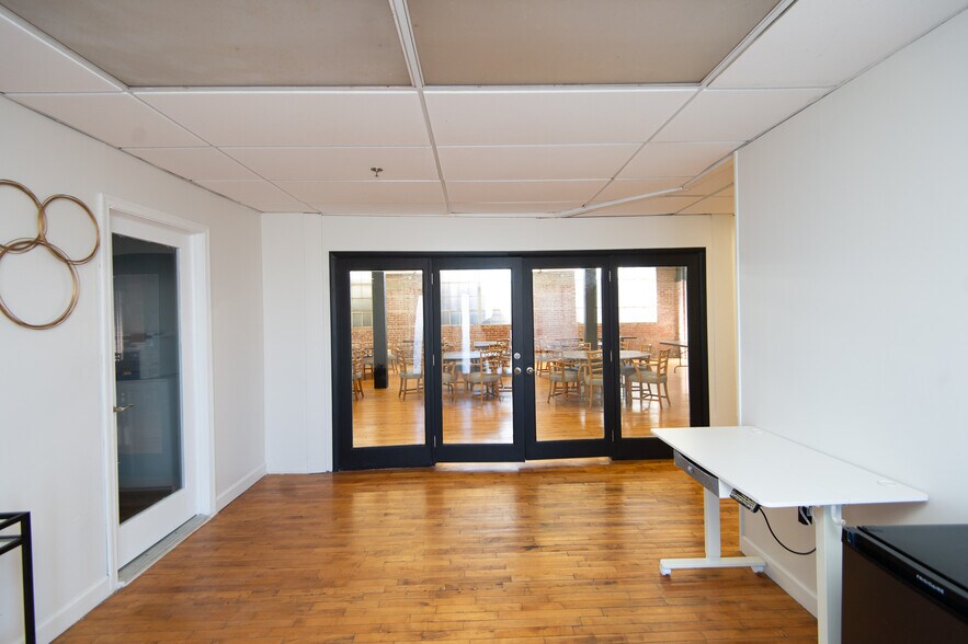 More Photos Of 612-616 Race St, Cambridge Apartments For Sale