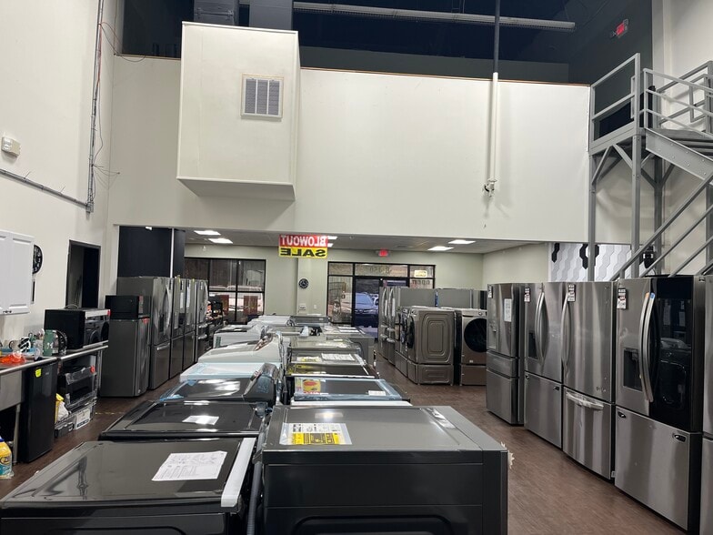 More Photos Of 2730 N Berkeley Lake Rd NW, Duluth Light Distribution For Sale