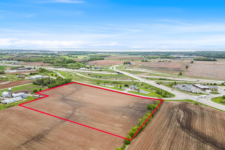 More Photos Of 1600 Planeview Dr, Oshkosh Land For Sale