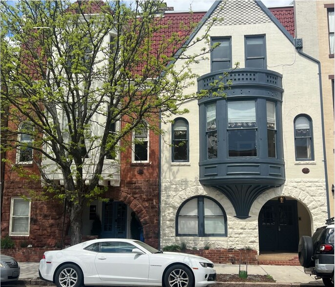 Primary Photo Of 915 Prince St, Alexandria Office Residential For Lease