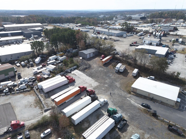 More Photos Of 13021B Veterans Memorial Hwy, Douglasville Warehouse For Lease